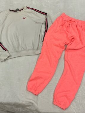 Y2K PINK Victoria's Secret Neon Pink Jogger Pants with white Sweatshirt